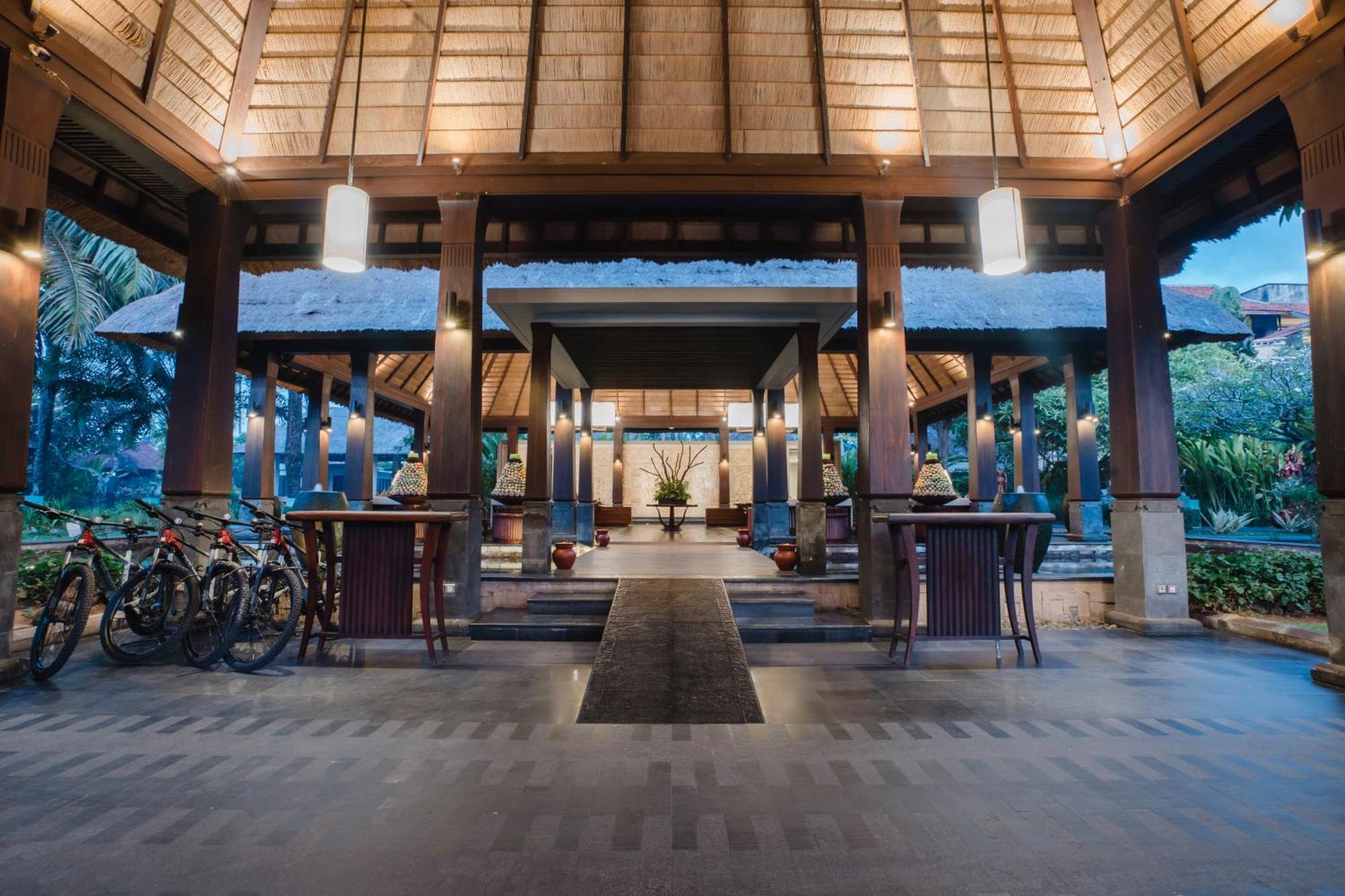 Ramayana Candidasa Beach Resort Esterno foto